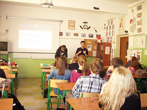Wsp�praca XLIII LO z wy�szymi uczelniami